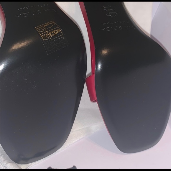 Via Spiga  Ruby Red Strap Heels NIB Sz 8 - Picture 5 of 8